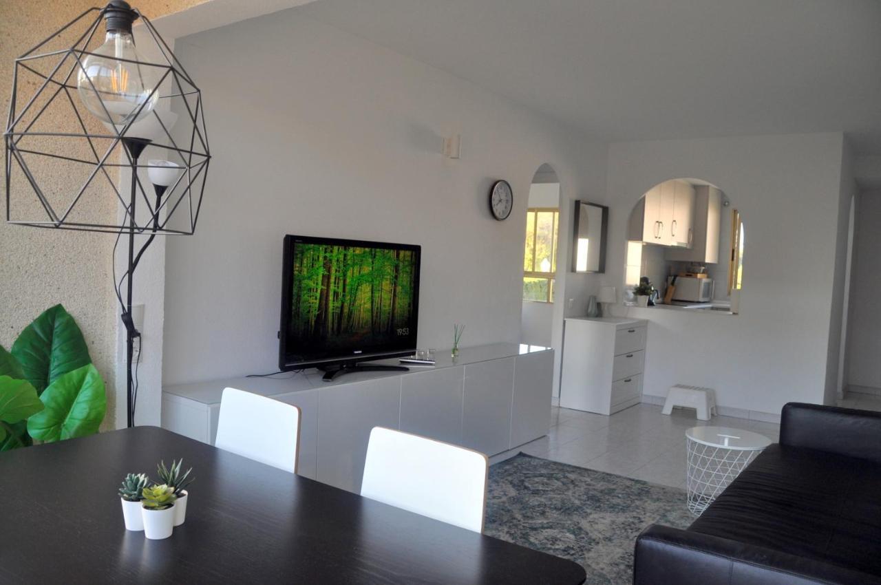 Apartamento Con Piscina Y Parking 坎佩略 外观 照片